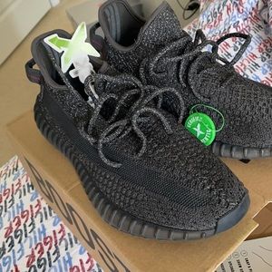 Yeezy 350v2 black reflectives